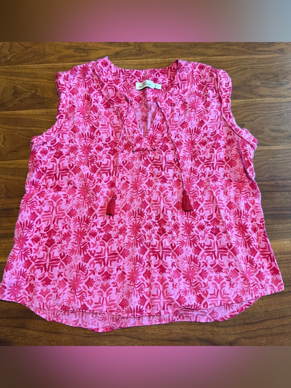 Vineyard Vines 100% Linen Sleeveless blouse with tassel ties, in GUC Pink Red L